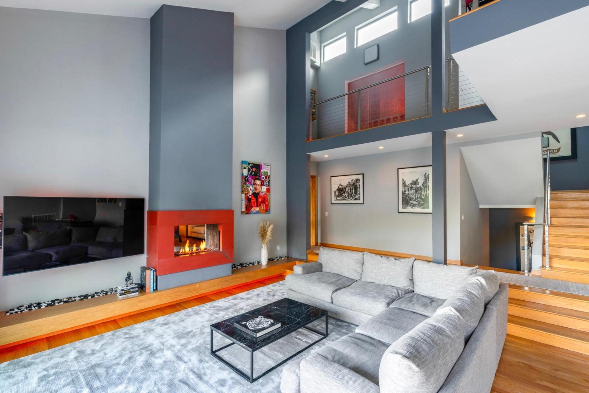 6mil 5br Sunset Strip Jetliner Oasis Los Angeles